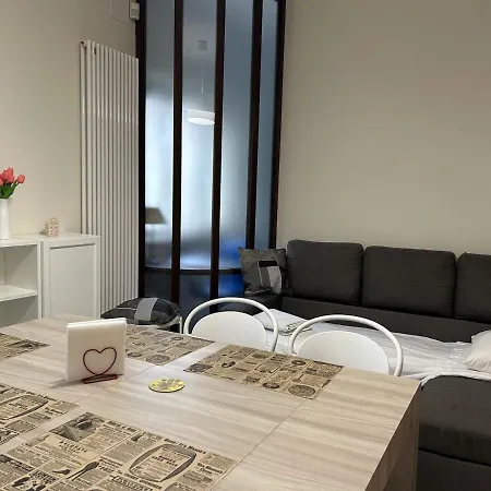 Giaco Symphony Apartament *